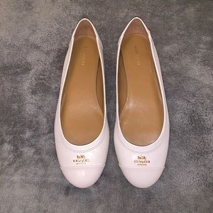 Coach Chelsea cream leather ballet flat
